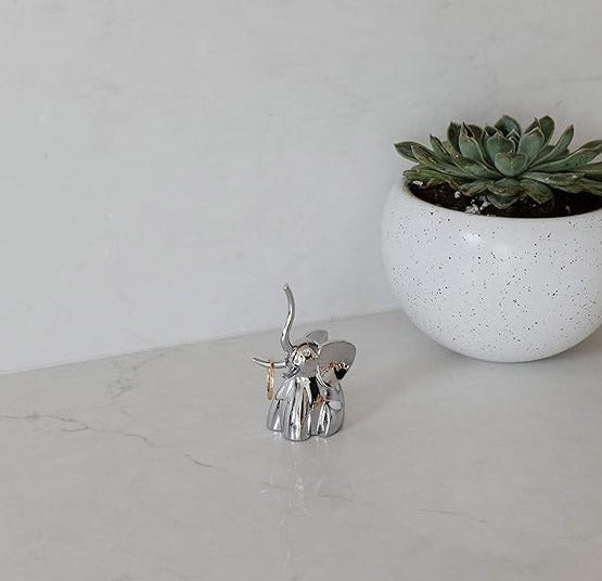 Elephant Ring Holder